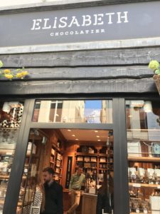 Elisabeth Chocolatier Brussels shop entrance